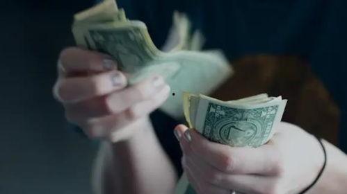 QQ吃瓜群怎么赚钱