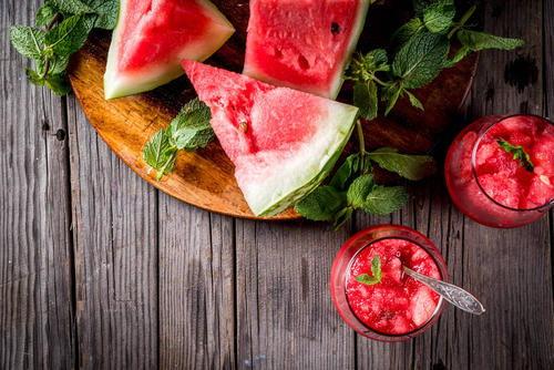 吃瓜群众毒瓜,揭秘“吃瓜群众”背后的毒瓜真相